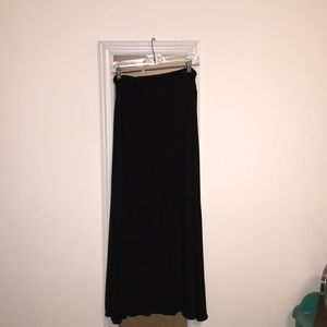 Black maxi skirt!